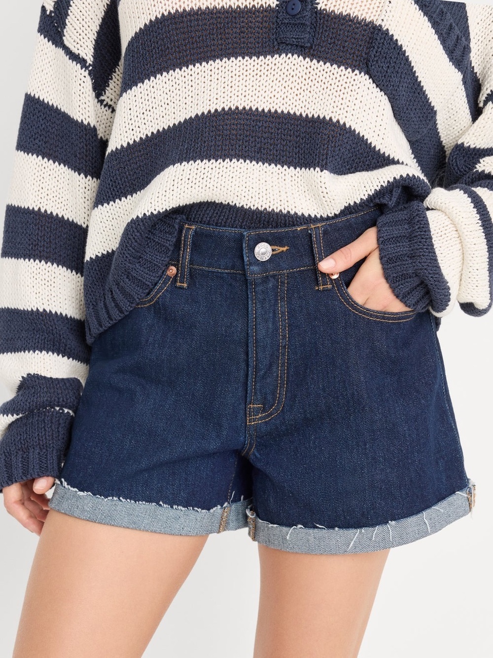 Universal Thread Vintage Midi Blue Denim Jean Short Women’s Size 8/29R NWOT